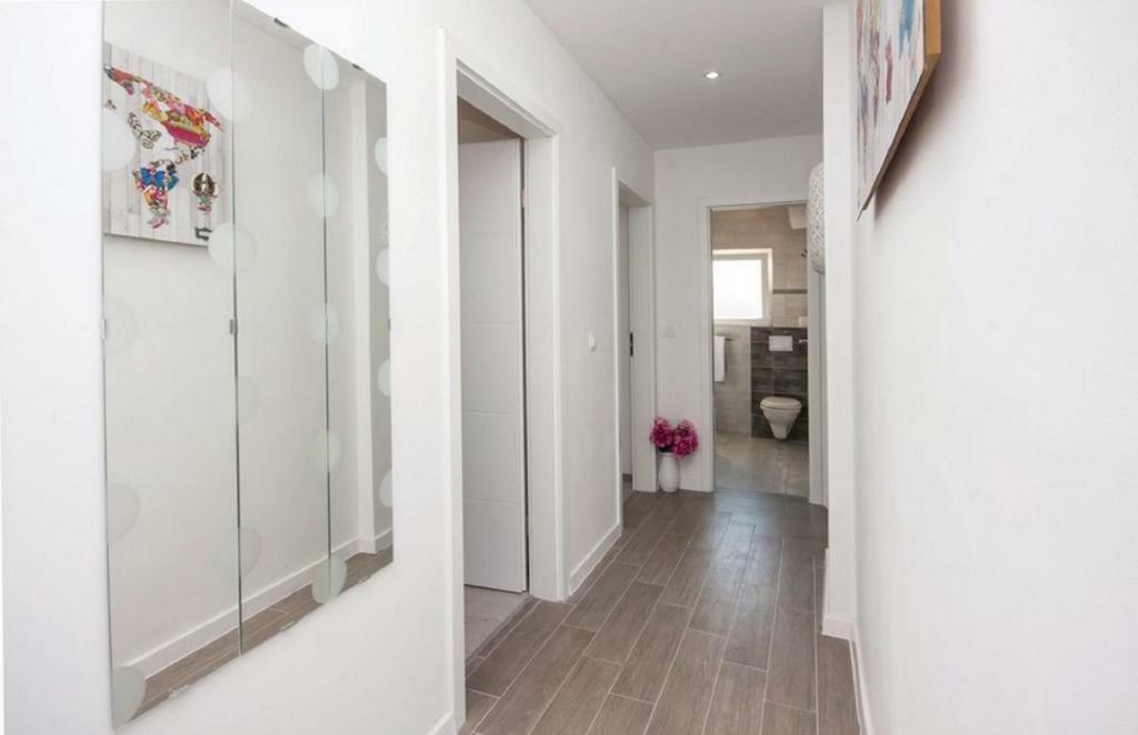 Apartmani Riva Rogoznica  Exterior foto
