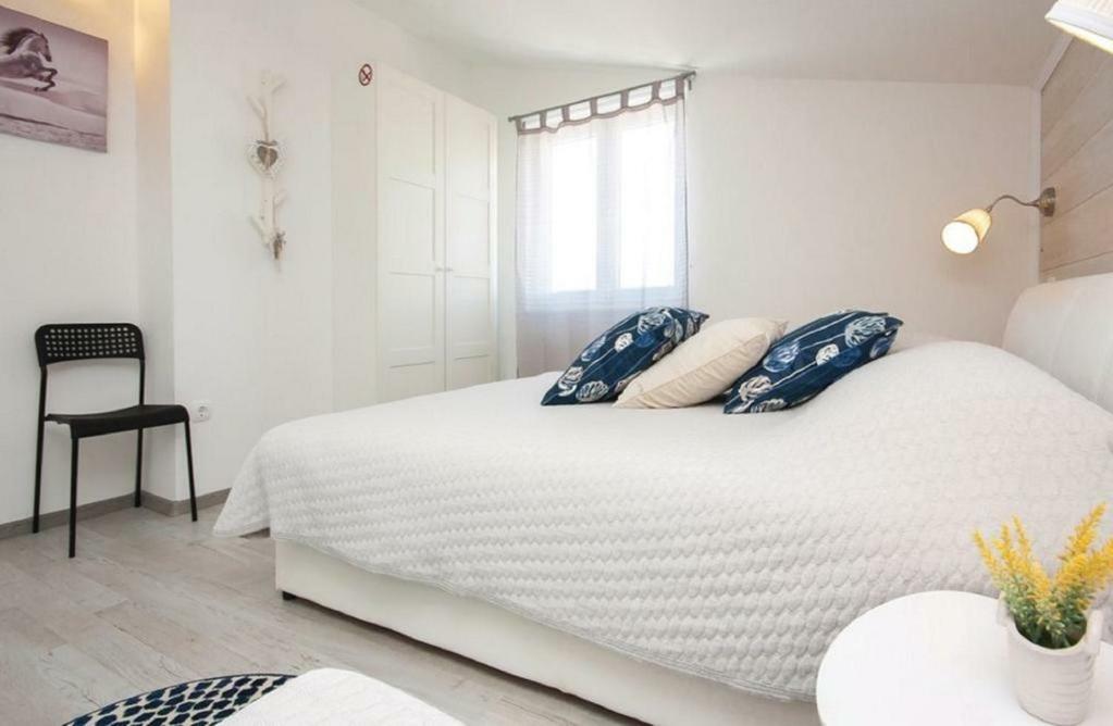 Apartmani Riva Rogoznica  Exterior foto
