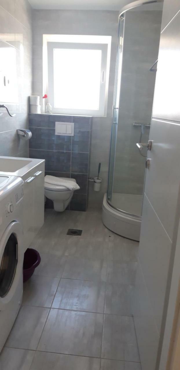 Apartmani Riva Rogoznica  Exterior foto